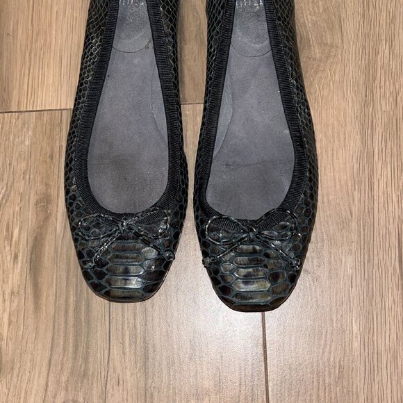 Stuart Weitzman Black Snakeskin Textured Ballet Flats. 7.5 Womens - Picture 2 of 7